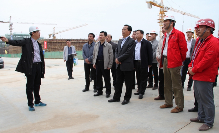 2016-4-19市長李明遠檢查重點工程項目建設 041.jpg