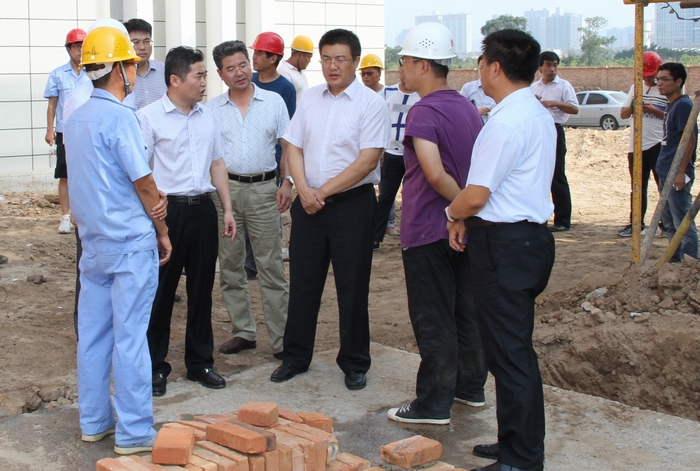 2016-8-16王市長來城投集團調研 055.jpg