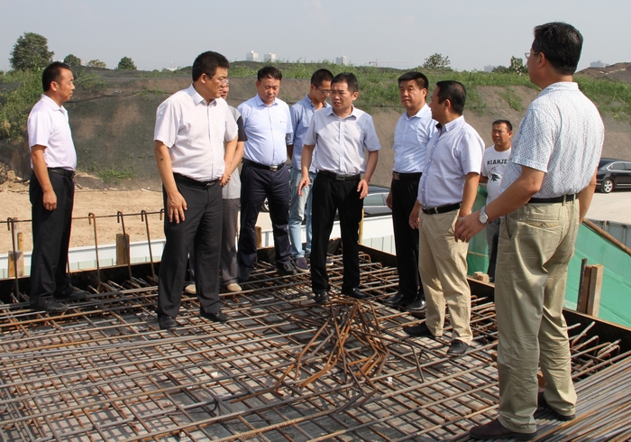 2016-8-16王市長來城投集團調研 076.jpg