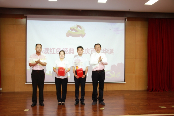 ���Ȫ��@����  ���ȣ��R�Һ����n�׾�.jpg